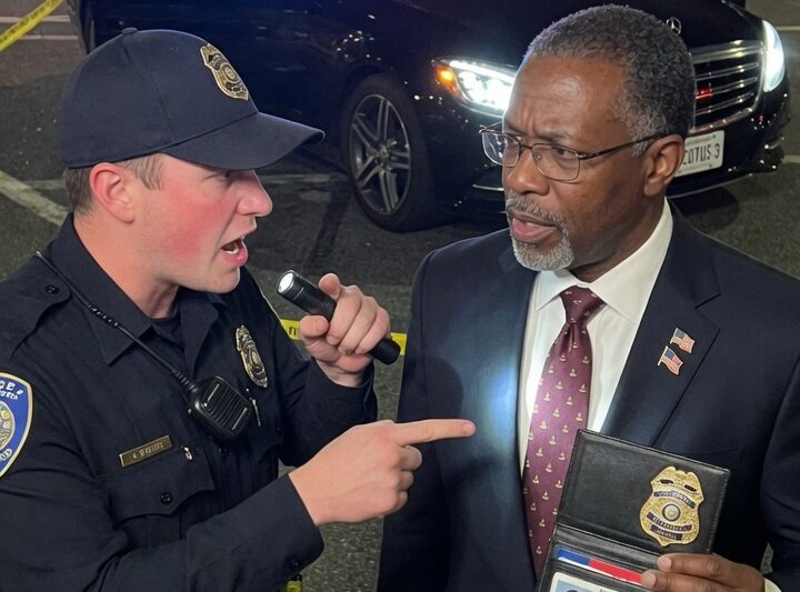 The Officer Called Him a Thief… Until He Learned He Was a Supreme Court Judge
