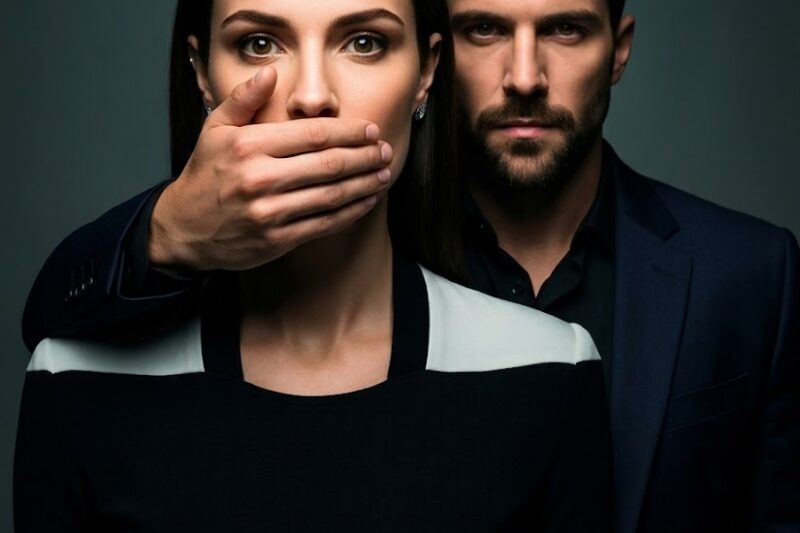 Mafia queen came home early, the bodyguard said: “Be quiet.” The reason will shock you.