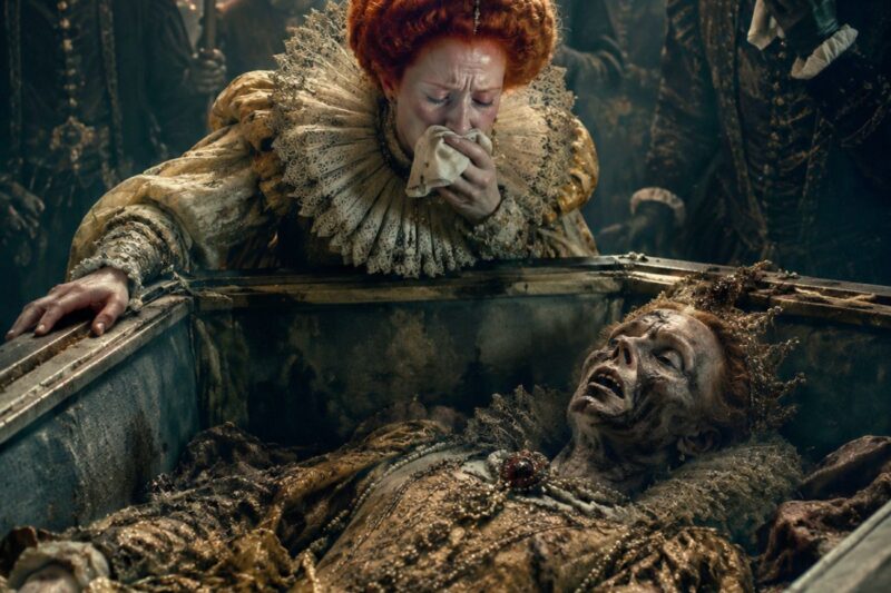 Opening the Stinking Coffin of Queen Elizabeth I